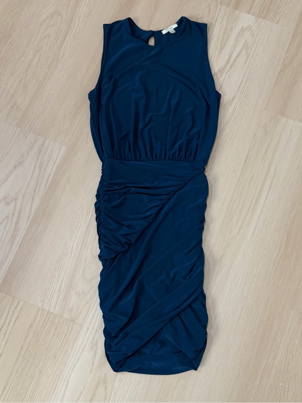 Soprano Navy Sleeveless Ruched Midi Dress - Picture 2 of 3